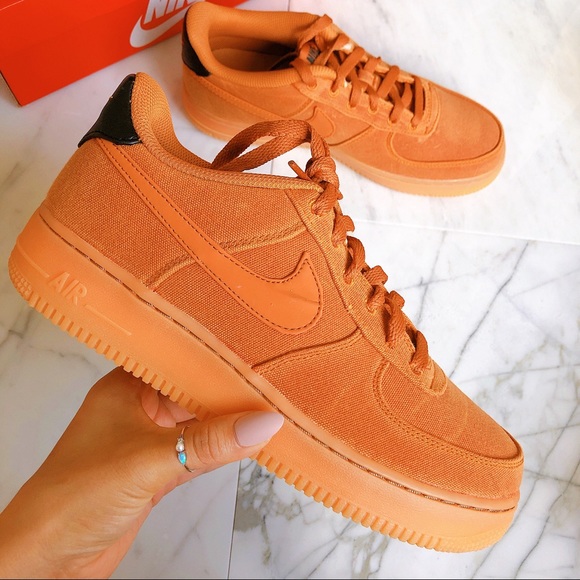 Nike Shoes - Nike air force 1 LV8